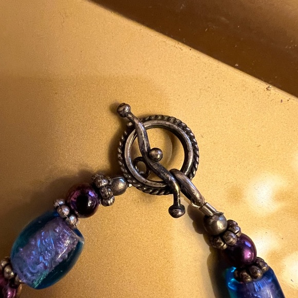 (4) Handcrafted Swarovski Crystal and bead bracelets - Picture 2 of 8